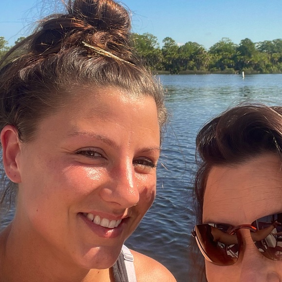 Meet your Posher, Ashley - Picture 1 of 1